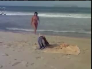 Femea правя mar (1981)