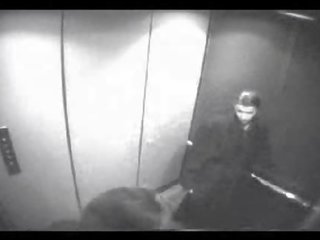 Secretara dă lovitură extractingjob în elevator