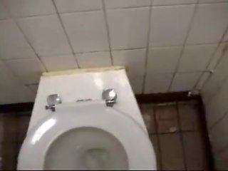 Offentlig toalett pissing